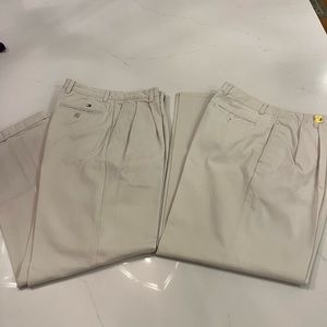 2 pair Men’s khaki’s - 32x32